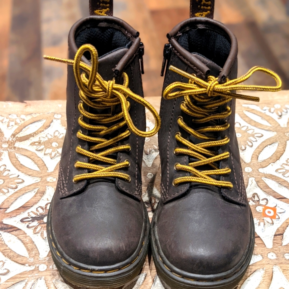 Toddler Dr. Martins size 9